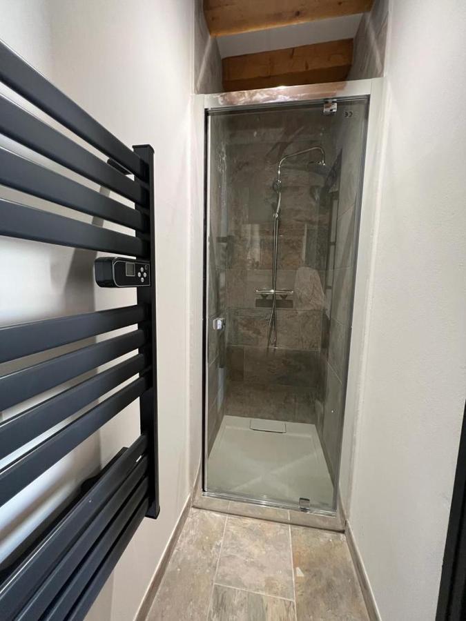 Duplex Meuble Face Aux Arenes D'Arles Apartment Exterior photo